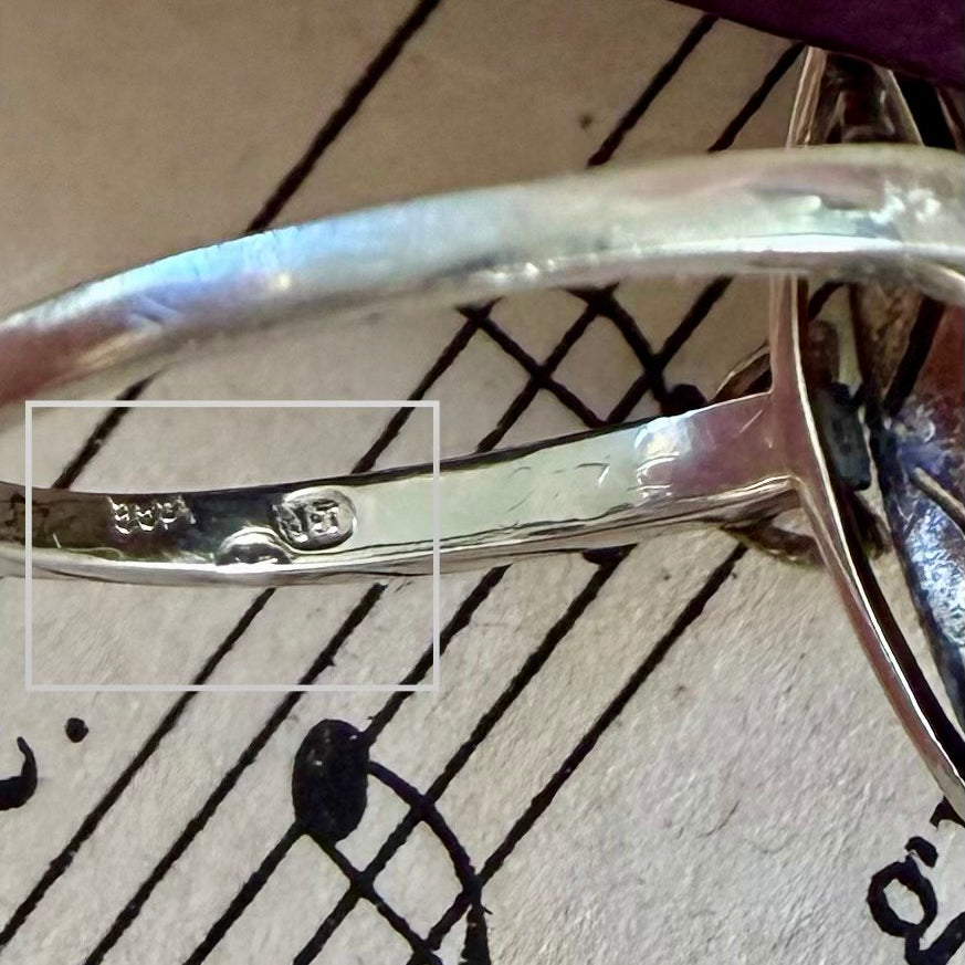 Eleganter Vintage-Diamantring aus 585 Weißgold – Art-Déco-inspirierte Navetteform