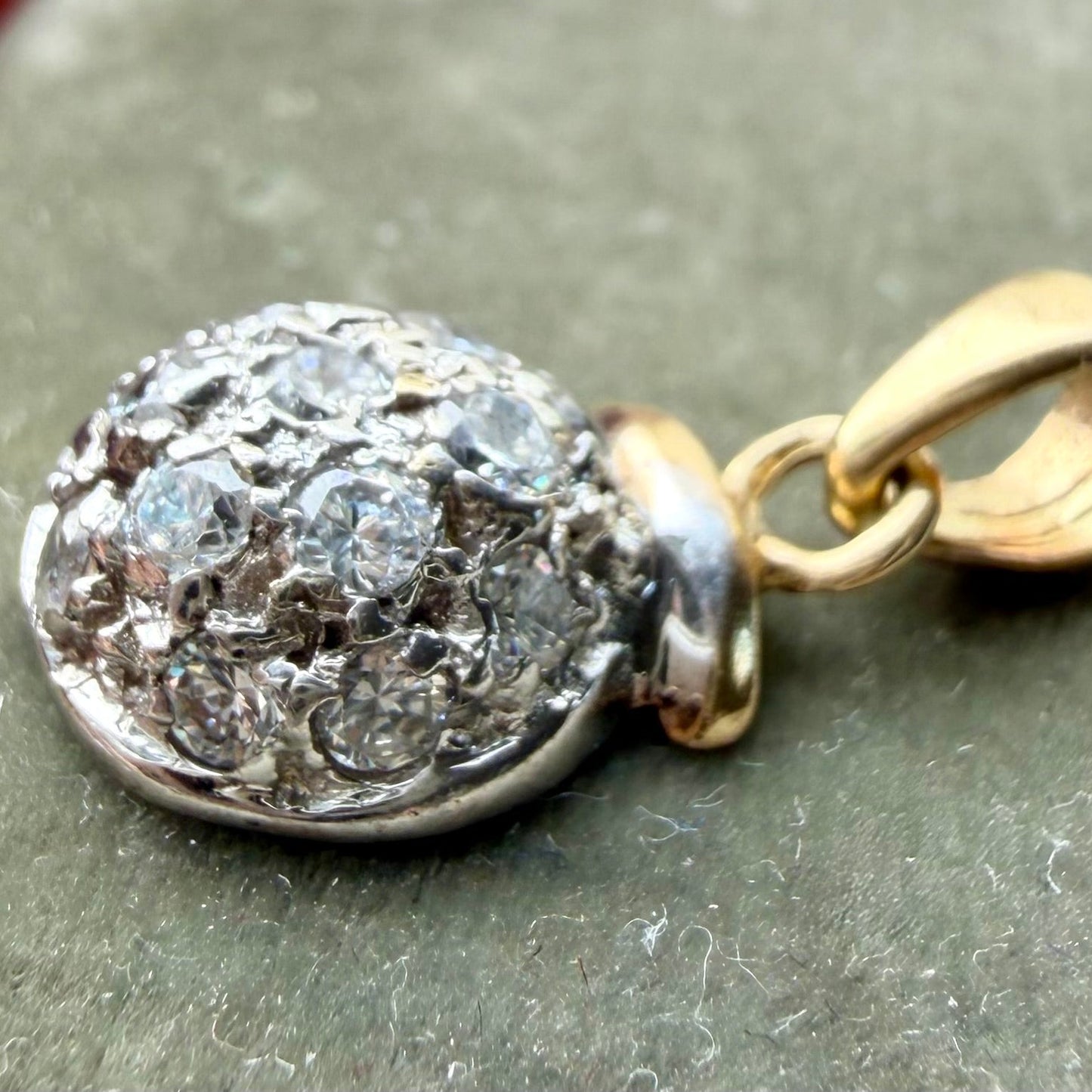 Funkelnder Bicolor-Anhänger mit Schmucksteinen in 585 Gold | Vintage | VINTAGE SISSI