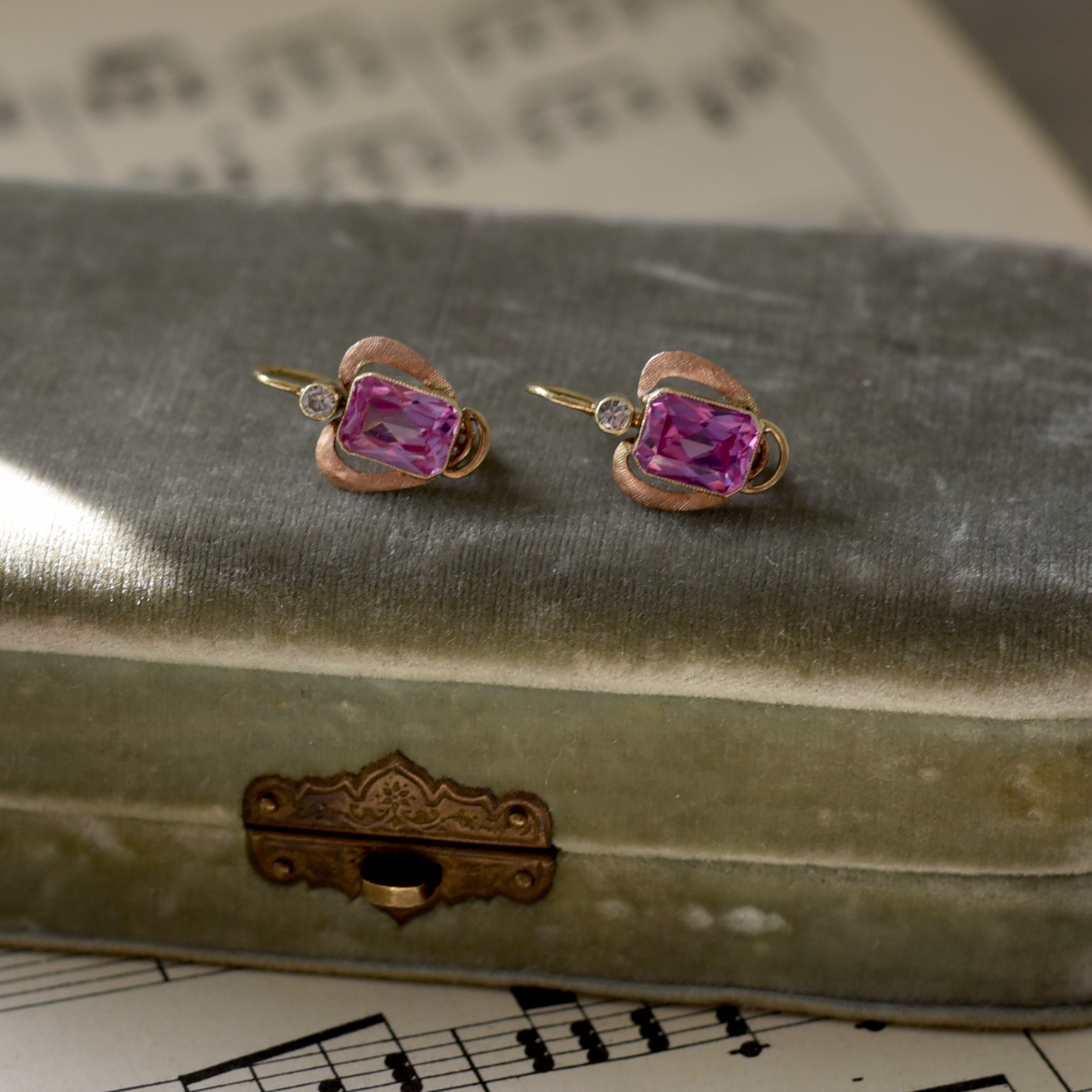 Vintage Rubin-Spinell Ohrhänger in 585 Gold | Österreich ca. 1950–1970 | VINTAGE SISSI