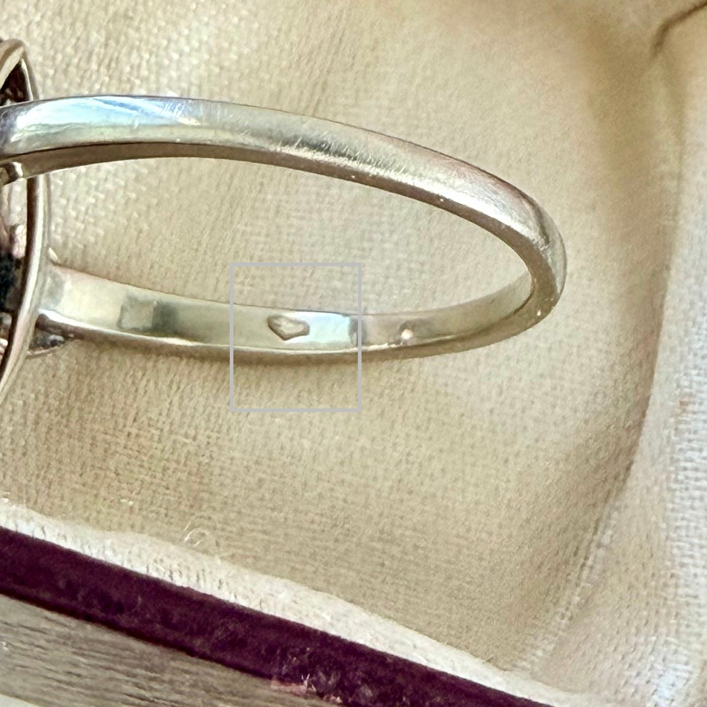 Eleganter Vintage-Diamantring aus 585 Weißgold – Art-Déco-inspirierte Navetteform