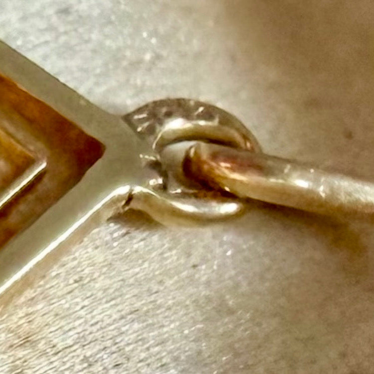 Antiker Granat-Anhänger mit Kleeblatt-Motiv in 14 Karat Gold | Wien um 1890 | VINTAGE SISSI