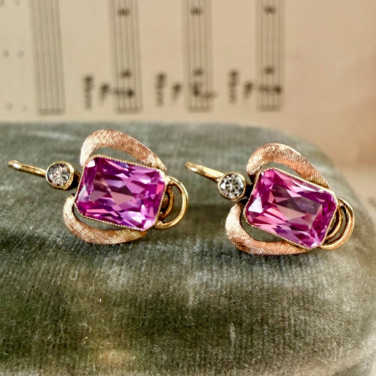Vintage Rubin-Spinell Ohrhänger in 585 Gold | Österreich ca. 1950–1970 | VINTAGE SISSI