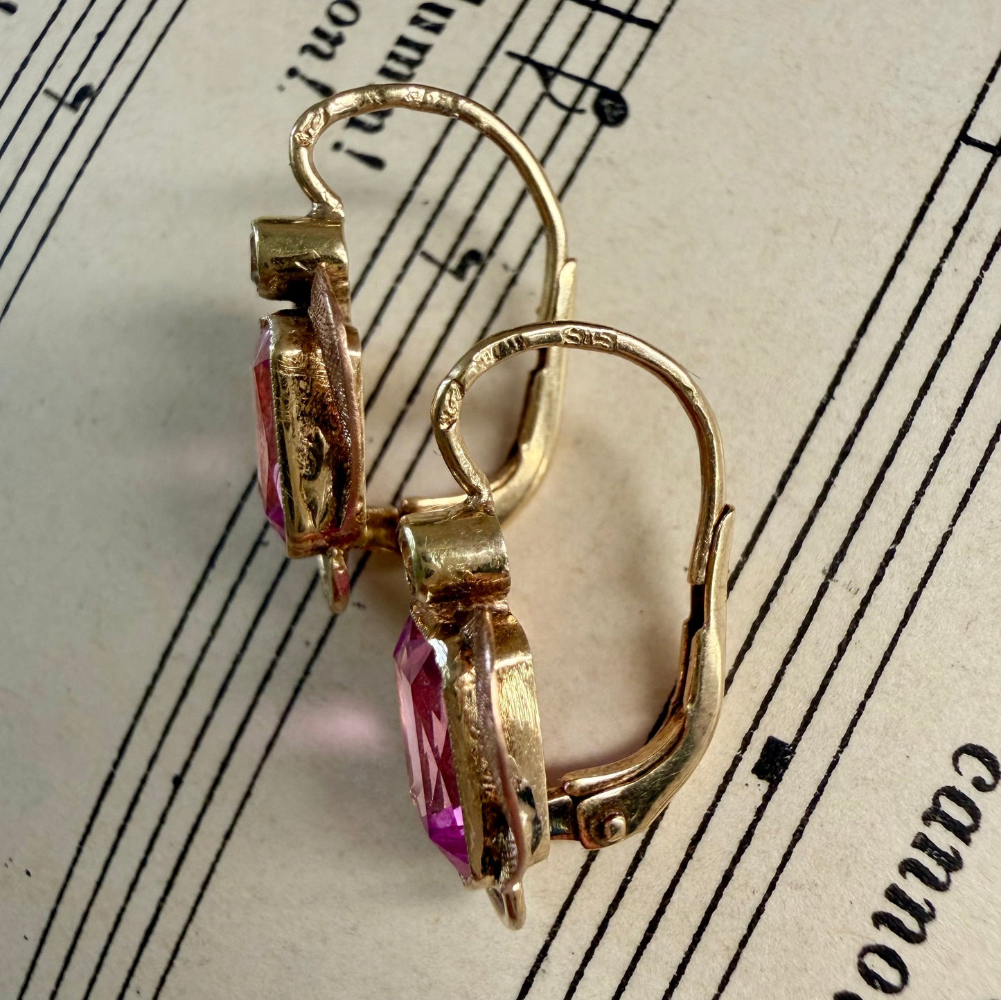 Vintage Rubin-Spinell Ohrhänger in 585 Gold | Österreich ca. 1950–1970 | VINTAGE SISSI