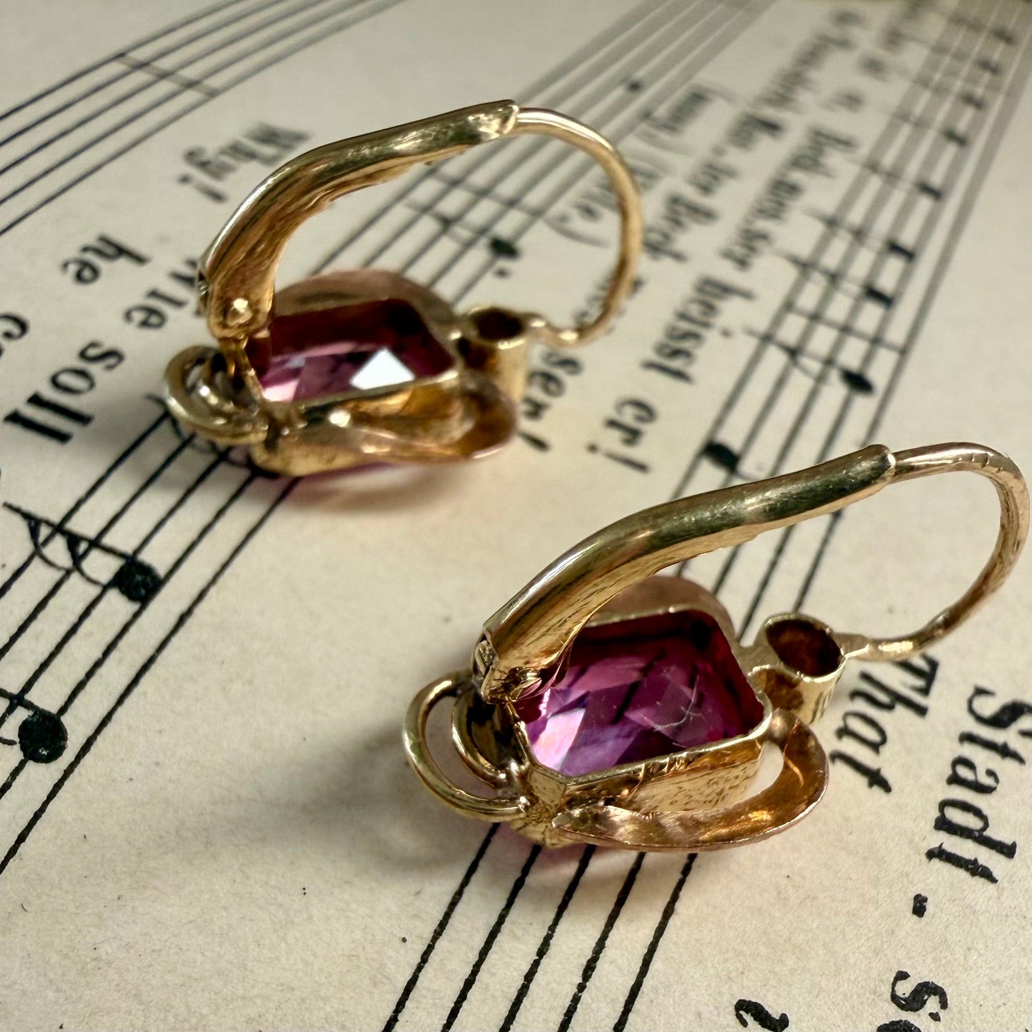 Vintage Rubin-Spinell Ohrhänger in 585 Gold | Österreich ca. 1950–1970 | VINTAGE SISSI
