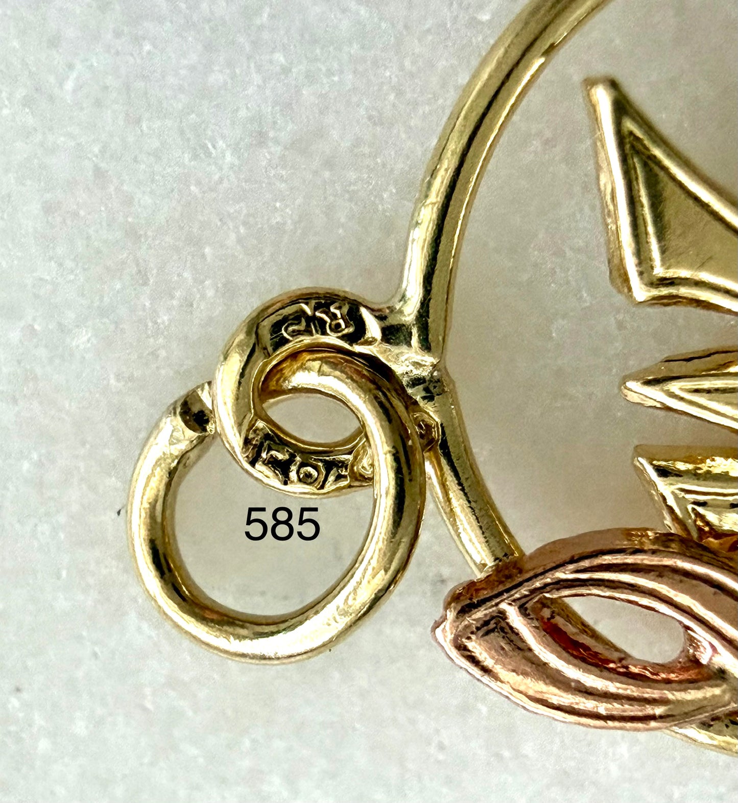 Vintage Notenschlüssel Anhänger „Wien“ in 585 Gold | VINTAGE SISSI